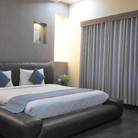 Hotel Sai Miracle Ширди Экстерьер фото