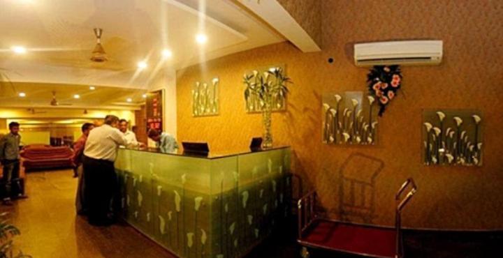 Hotel Sai Miracle Ширди Экстерьер фото