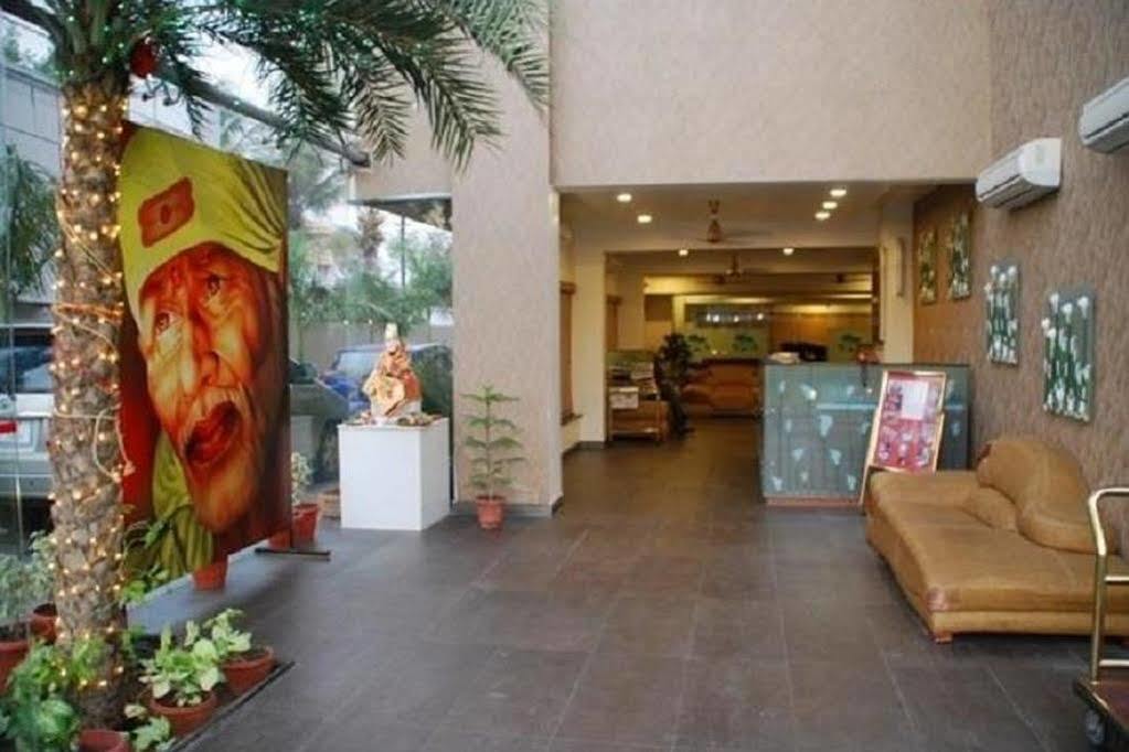 Hotel Sai Miracle Ширди Экстерьер фото